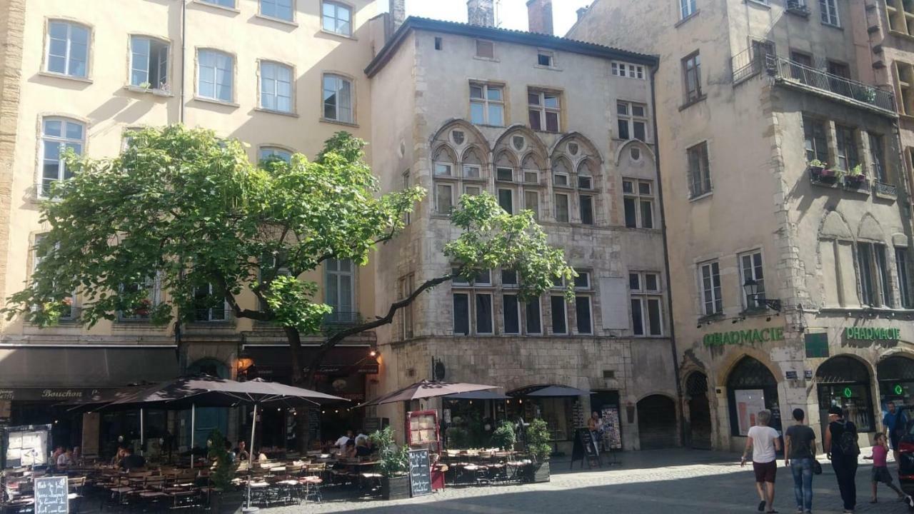 Apartment Pierre Scize Sur La Saone