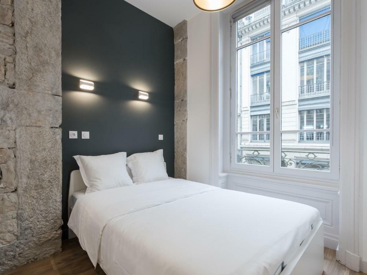 Opera Apartment