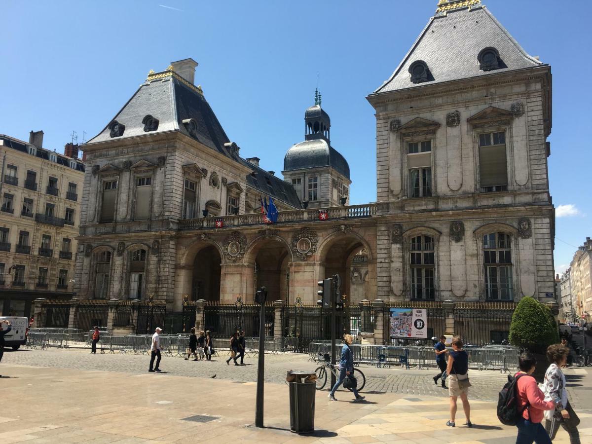 Appartement Le Calme De L'opera. *