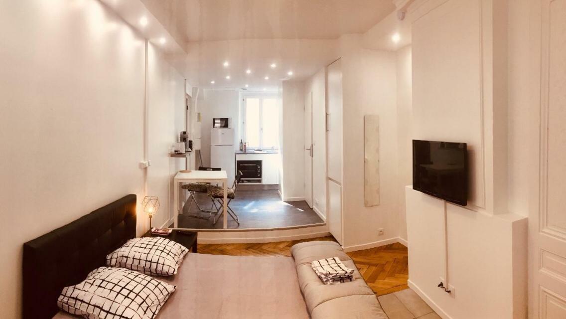 G: En Plein Centre De Lyon, Visite à Pied * Lyon