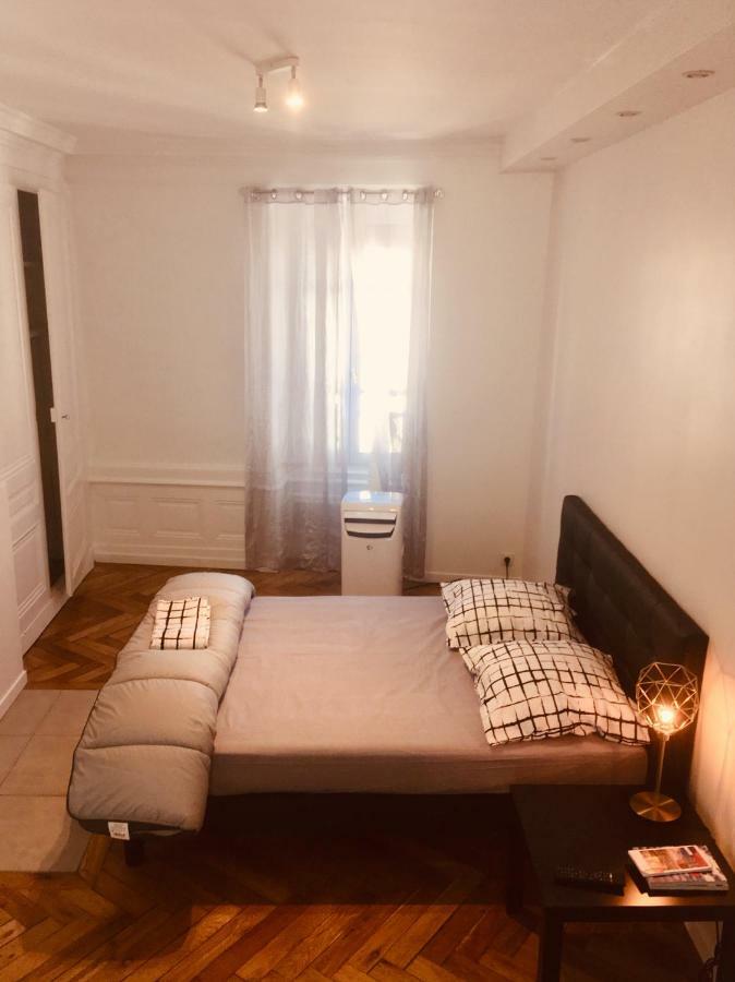 G: En Plein Centre De Lyon, Visite à Pied * Lyon