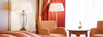Hotel De Noailles