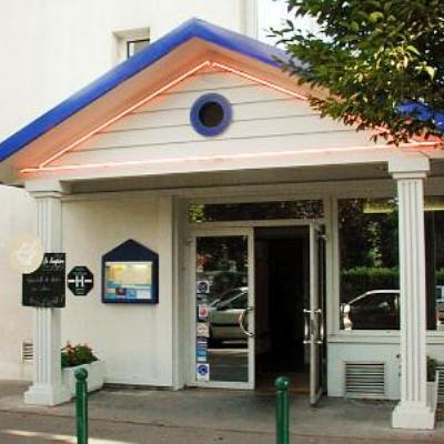Ibis Styles Croix Rousse Hotel 3*