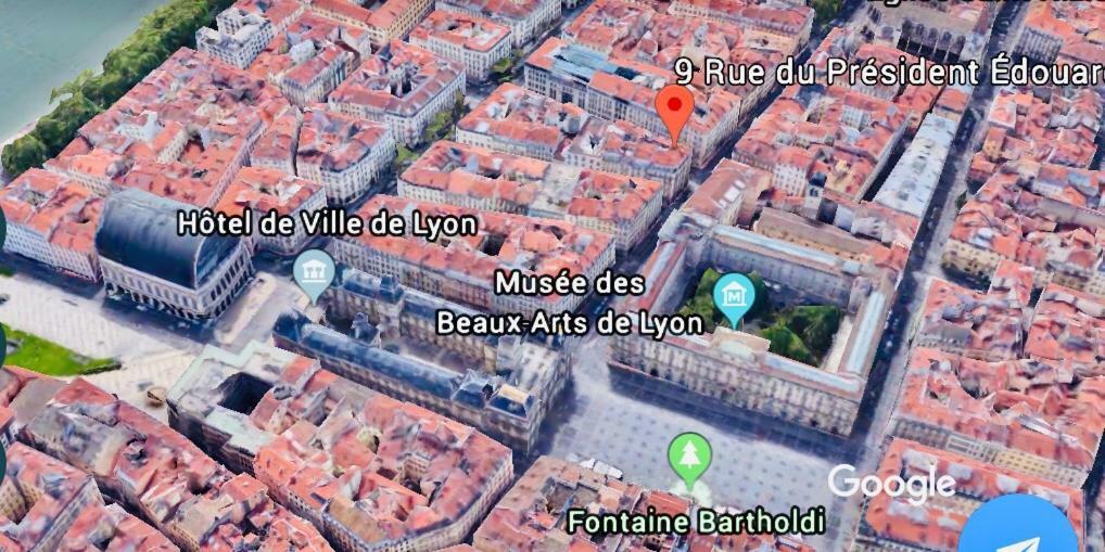D: Centre Ville De *