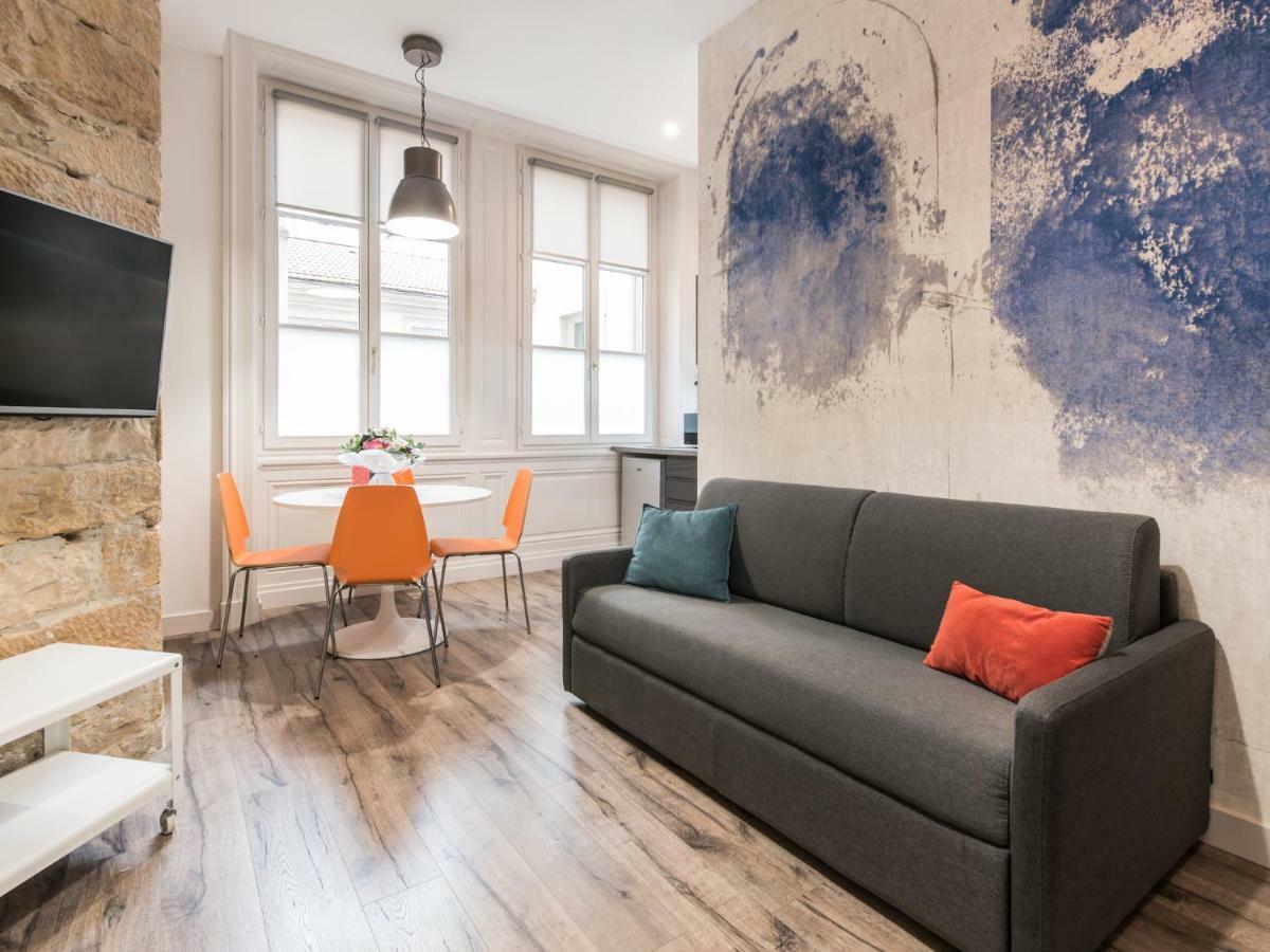 Opera Apartment