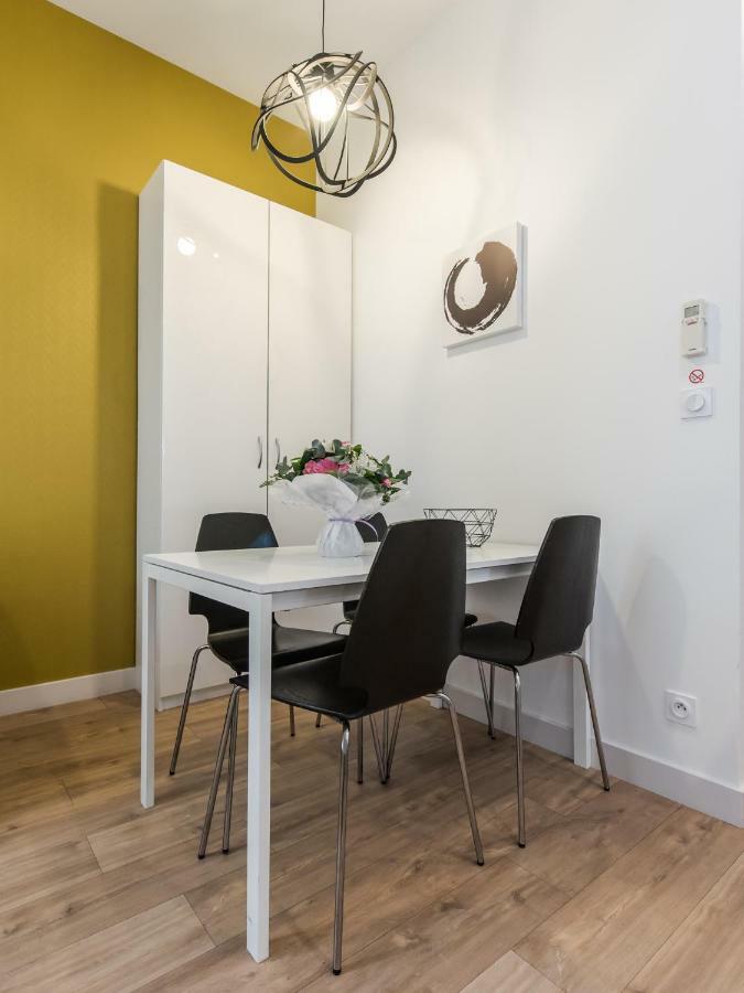 Opera Apartment *