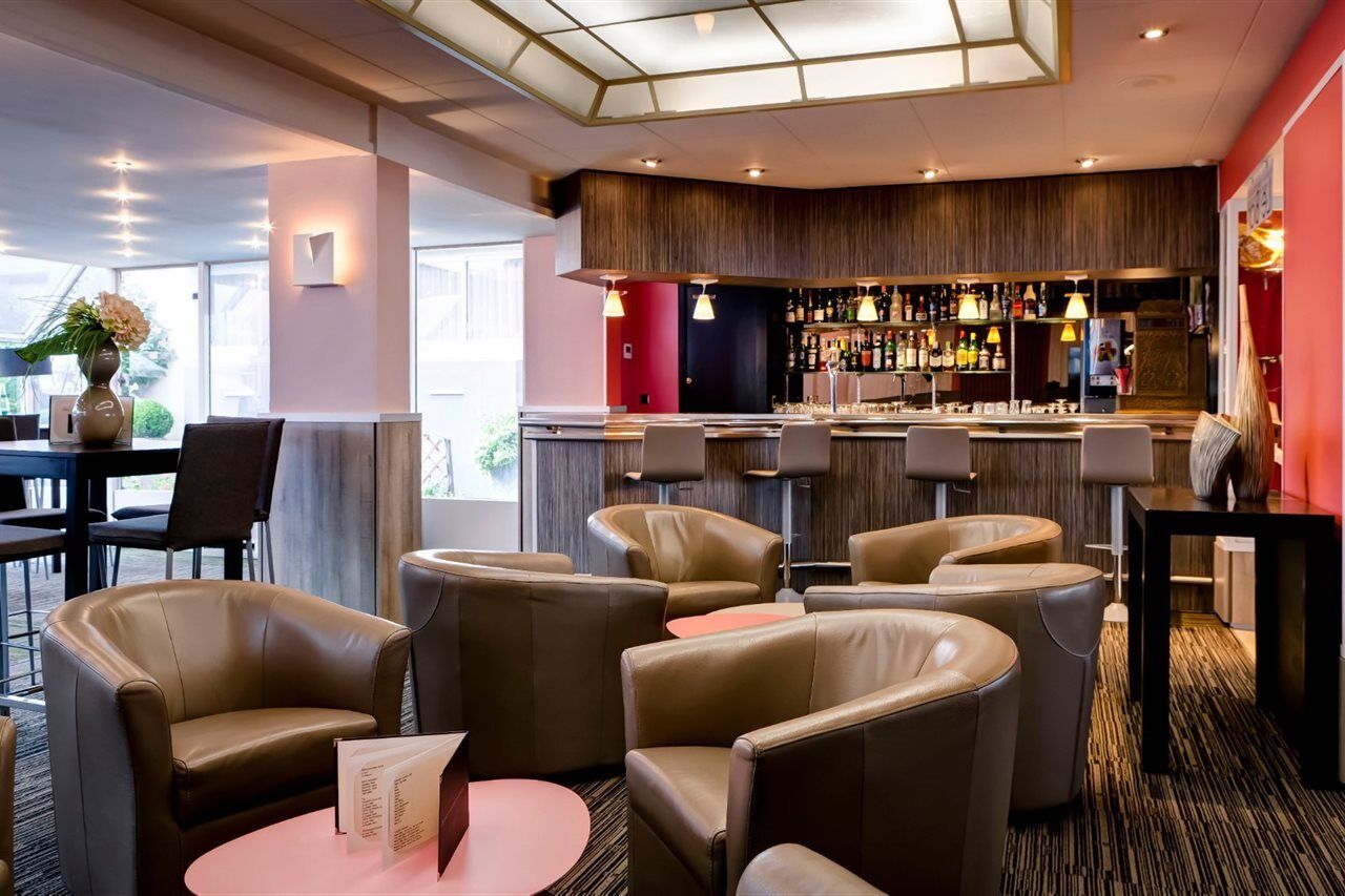 Chromatics & Restaurant Hill Club By Happyculture 3*