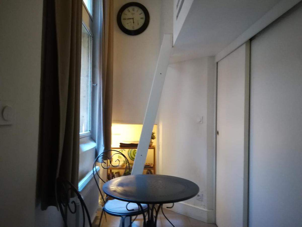 Vieux Apartment *