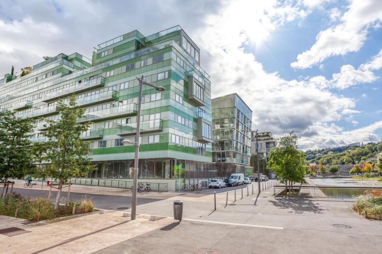 Lyon Confluence - Duplex Au Calme Avec Parking Prive En Option Apartment Lyon
