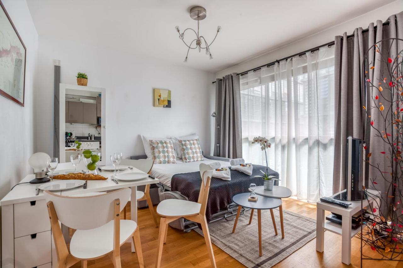 Apartment Lyon Confluence - Duplex Au Calme Avec Parking Prive En Option *