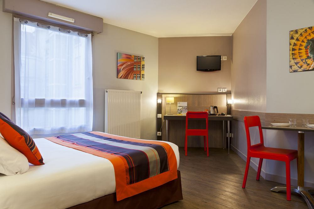 Aparthotel Adagio Access Centre Universite 3*