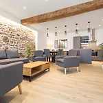 Design Et Charme, 100M2 Face A La Saone