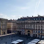 Host Inn Lyon - Appartement De Luxe Aux Terreaux & Jacuzzi