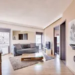 Charming Apartment In The 9Th District