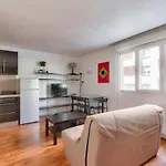Studio With Parking Close To Metro And Tramway