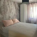 Appartement De 68M2 Avec Garage Et Climatisation