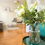 Suite Topaze By Stack 