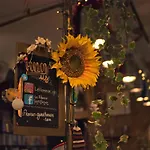 Le Flaneur Guesthouse
