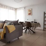 Appartement Le Joliot Curie 4-6 Pers A Lyon - Eurexpo - Ldlc Arena - Groupama Stadium - Eurexpo - 15Mn Lyon