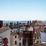 Bngo I L\'Elegant I Duplex Croix-Rousse Vue Sur Fourviere, 2 Personnes, Cosy Et Moderne