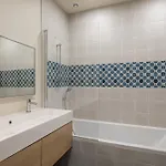 Sand - Renovated Top Floor Apartment