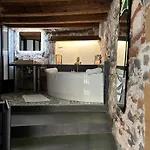 Le Clos de Sainte Croix