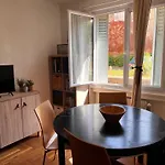 Chambre Double Avec Salle De Bains Commune