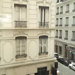 Charme Et Modernite Au Coeur De Lyon