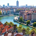 Lyon Superbe Appartement Parc Tete D\'Or 95 M2 Clim Parking