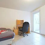 Beautiful Bright Apt With Terrace