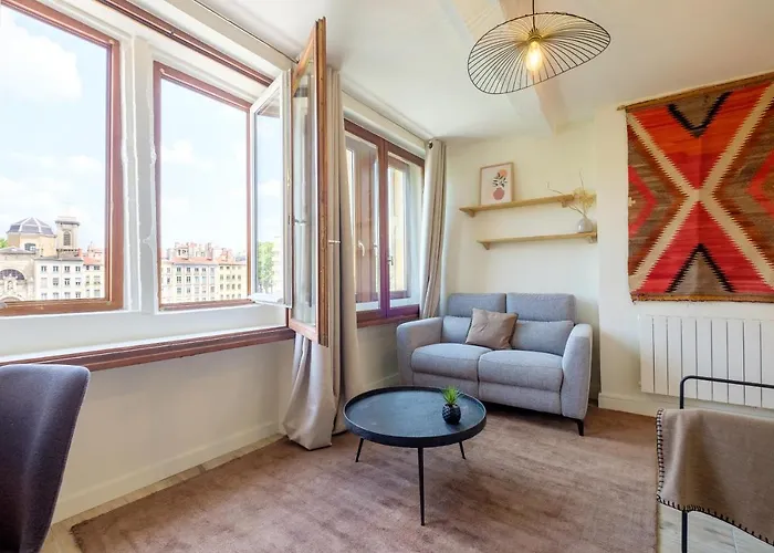 Honore Suite Saint Paul