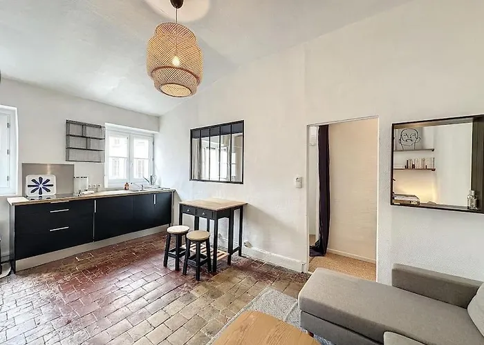 Cosy Appt - Croix Paquet - St Seb 1