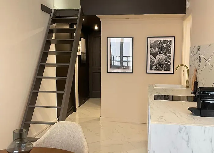 Suite Detroit