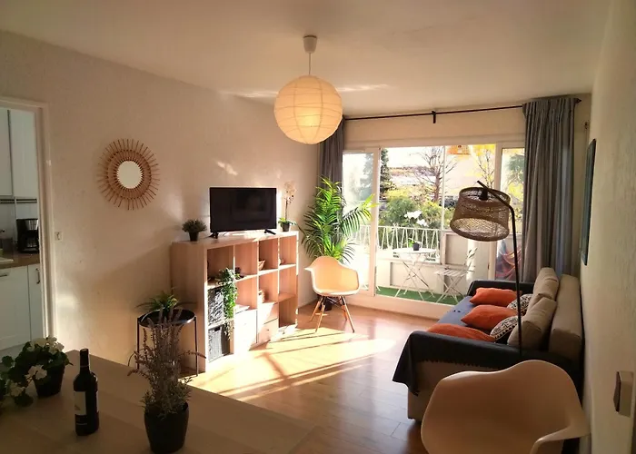 Résidence du Parc fleuri de Lyon Cœur Lyon8 PKG free 95m2