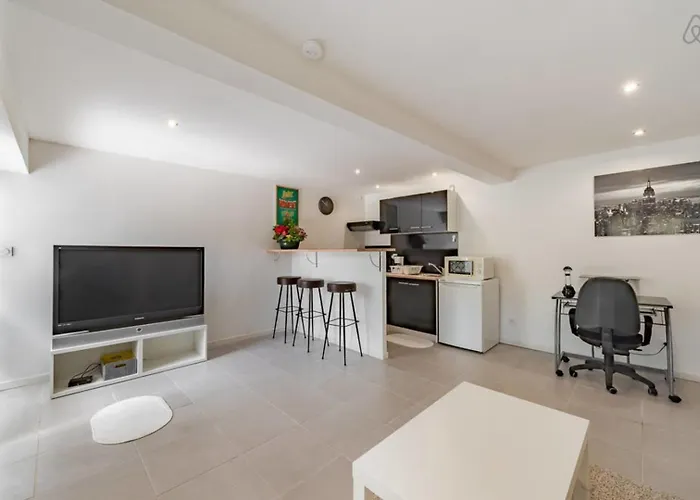 Guestready - Modern And Spacious Flat Near Vaise
