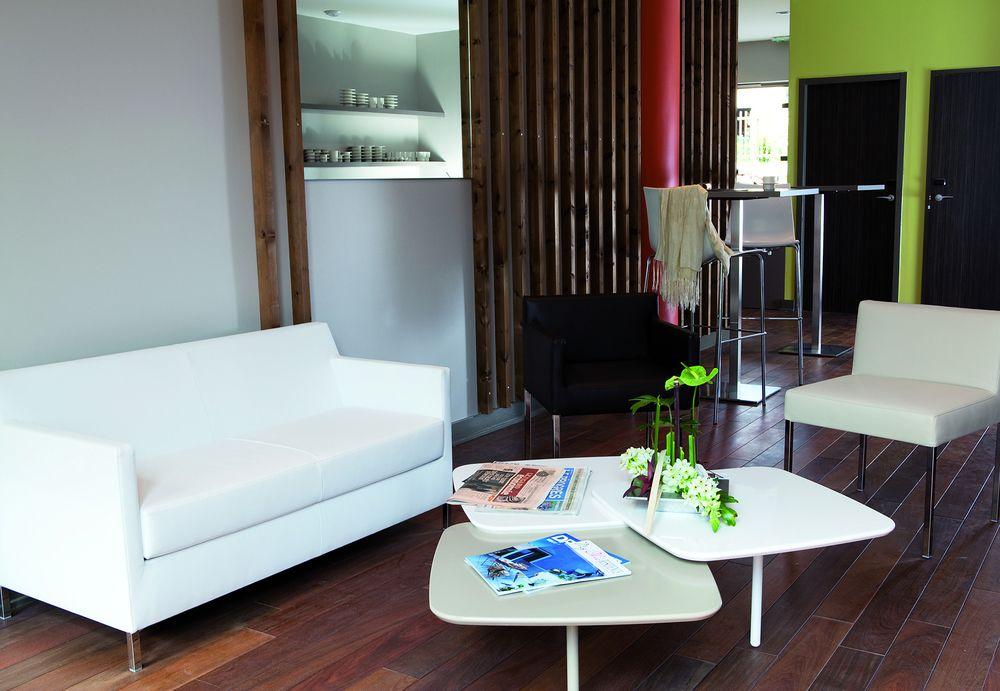 Adonis Dock Ouest Aparthotel Lyon