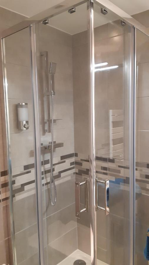 Apartamento Monplaisir, Beau Neuf Avec Parking, Classement 2 étoiles *
