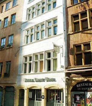 Academie 4* Lyon