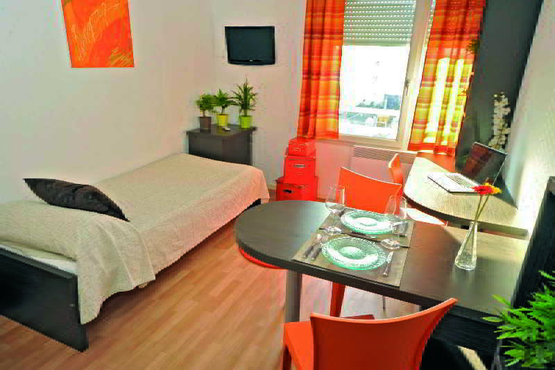 Apartahotel Appart'city Classic Vaise St Cyr 2*