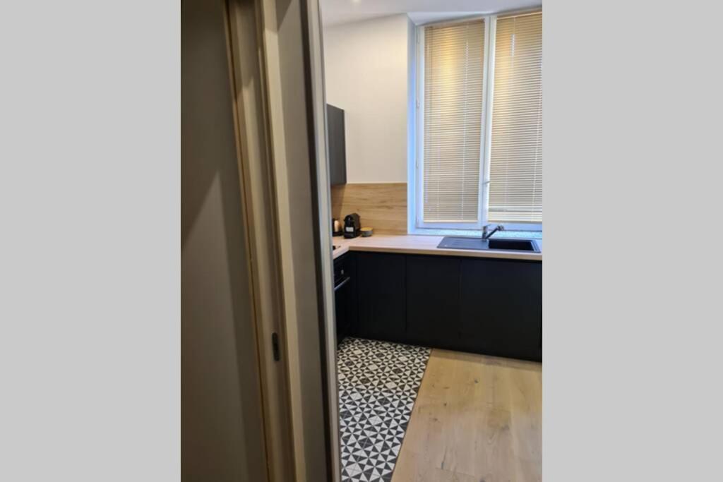T2 Tout Neuf Au Coeur Des Commerces De Montchat * Lyon