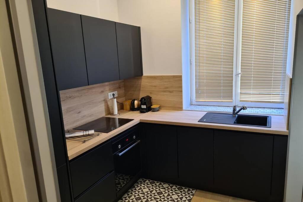 T2 Tout Neuf Au Coeur Des Commerces De Montchat Appartement