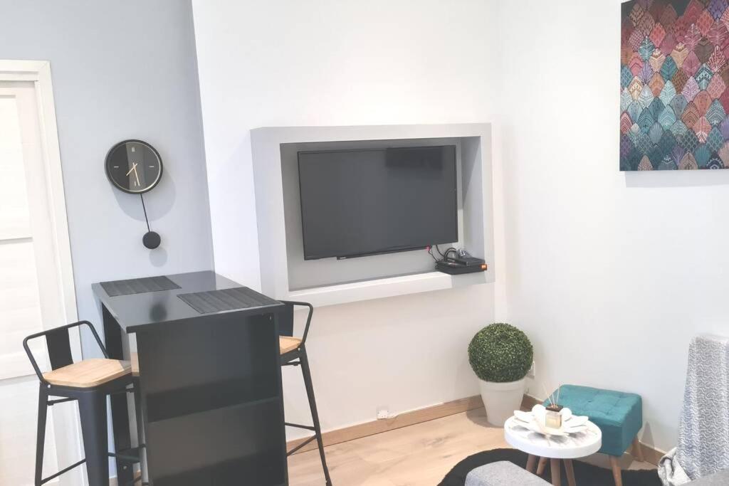 T2 Tout Neuf Au Coeur Des Commerces De Montchat * Lyon