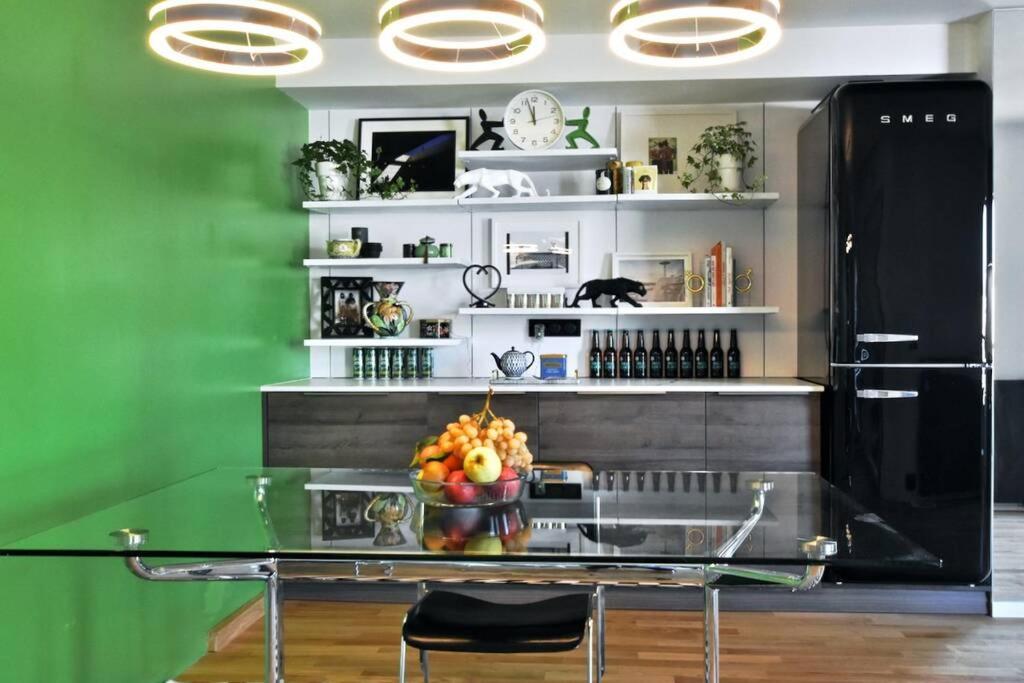 West Side - Full River View - Spacious - De Luxe Lyon