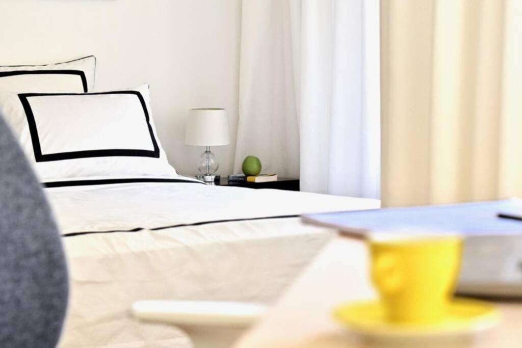 West Side - Full River View - Spacious - De Luxe * Lyon