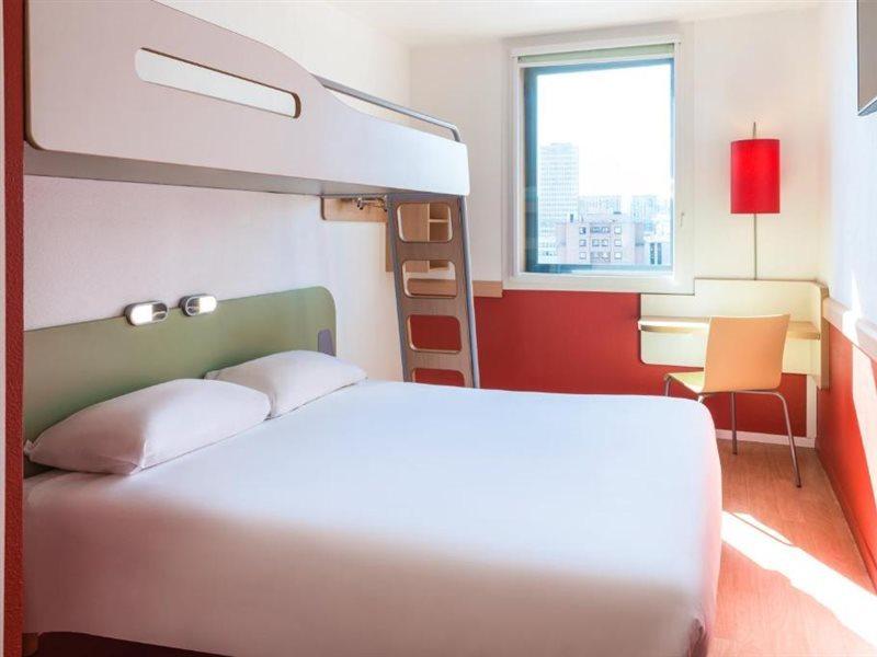 Hotel Ibis Budget Centre - Gare Part-dieu 4*
