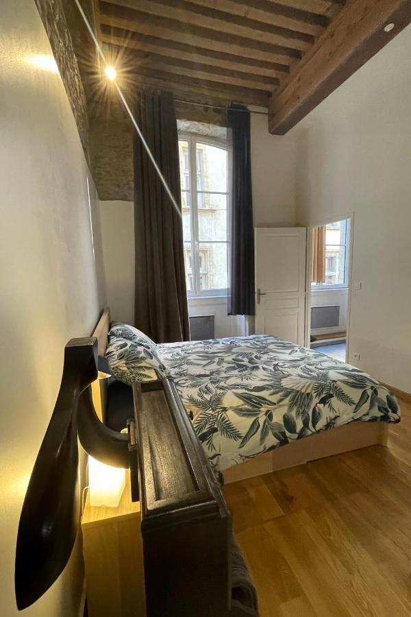 Coeur Vieux Lyon, 60 M2 Lumineux Confort *