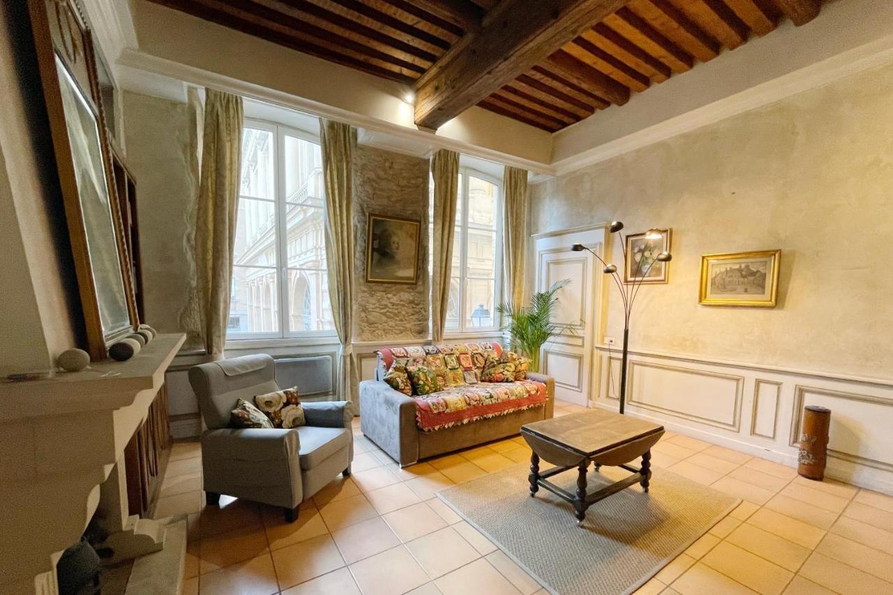 Coeur Vieux Lyon, 60 M2 Lumineux Confort