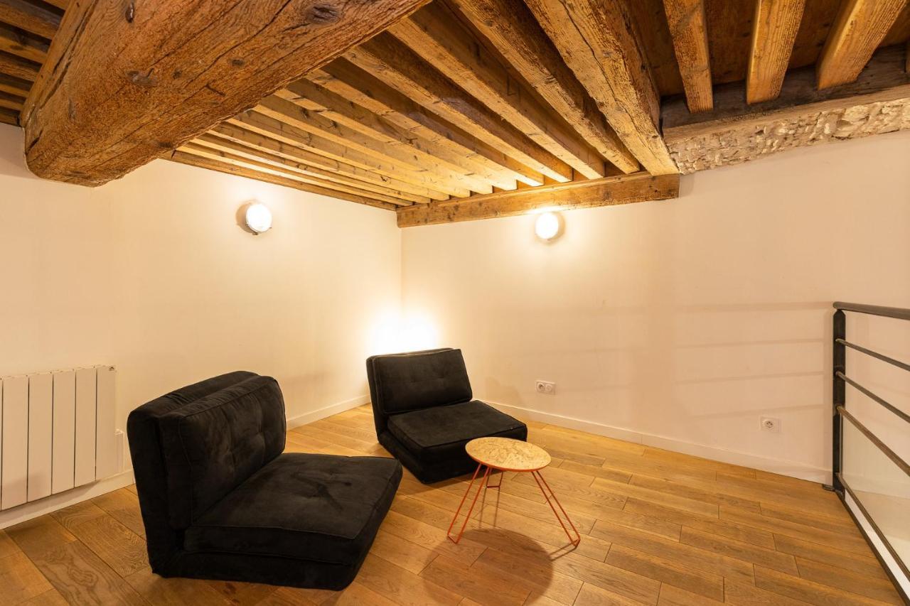 Dify Loge - Vieux Apartment