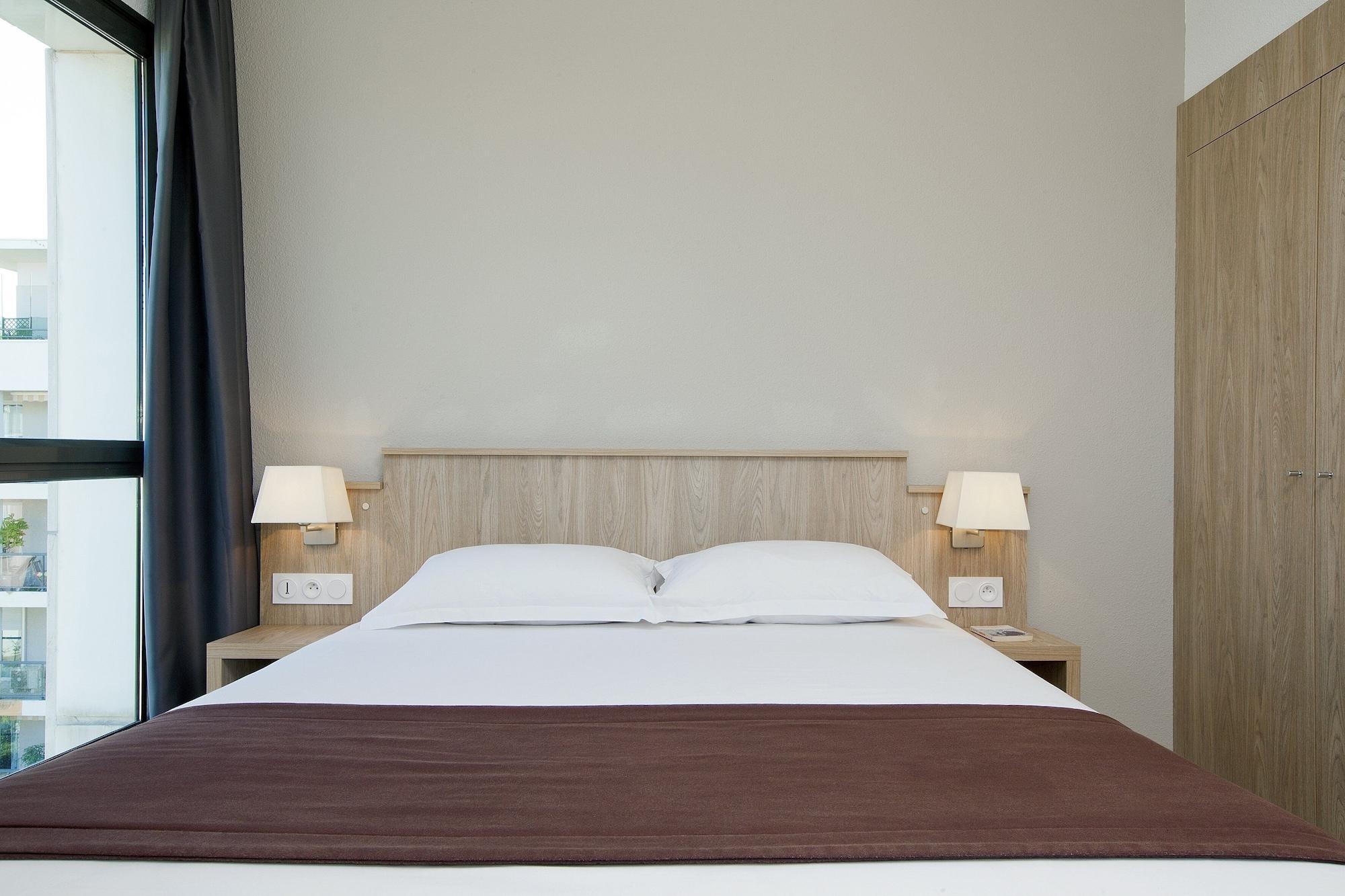 Residhome Gerland Apartahotel 3*