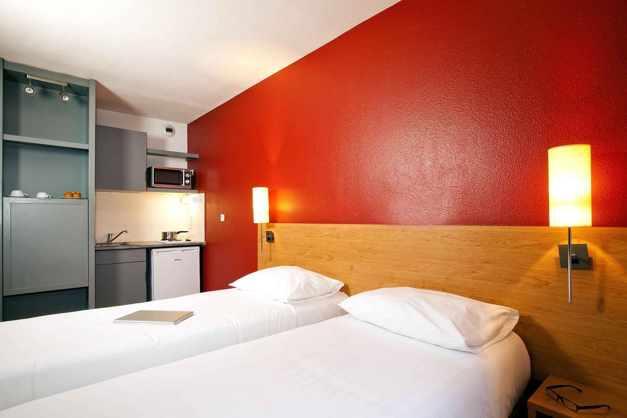 Sejours & Affaires Saxe-gambetta 2*